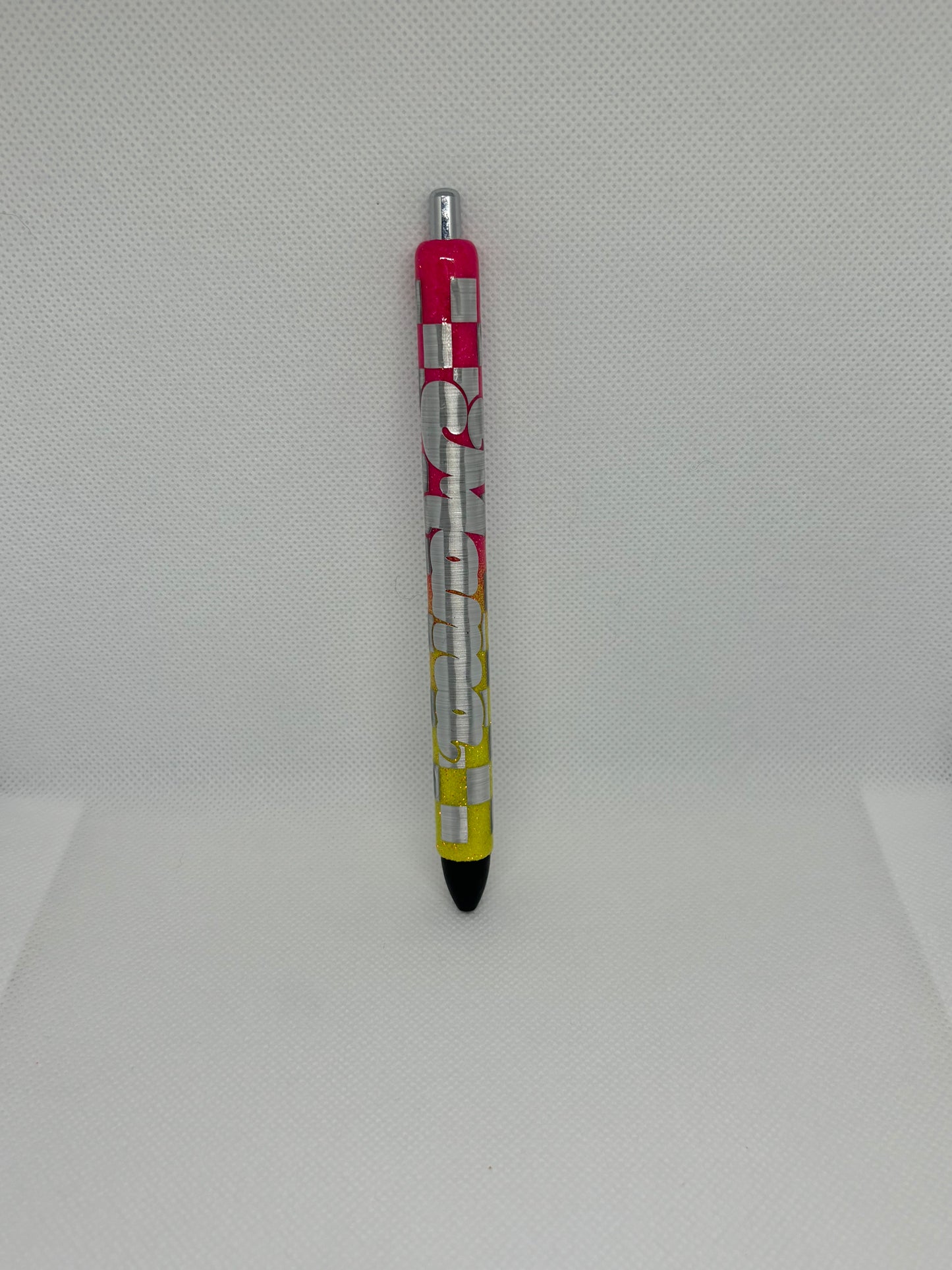 Pink and yellow checkered mama pen