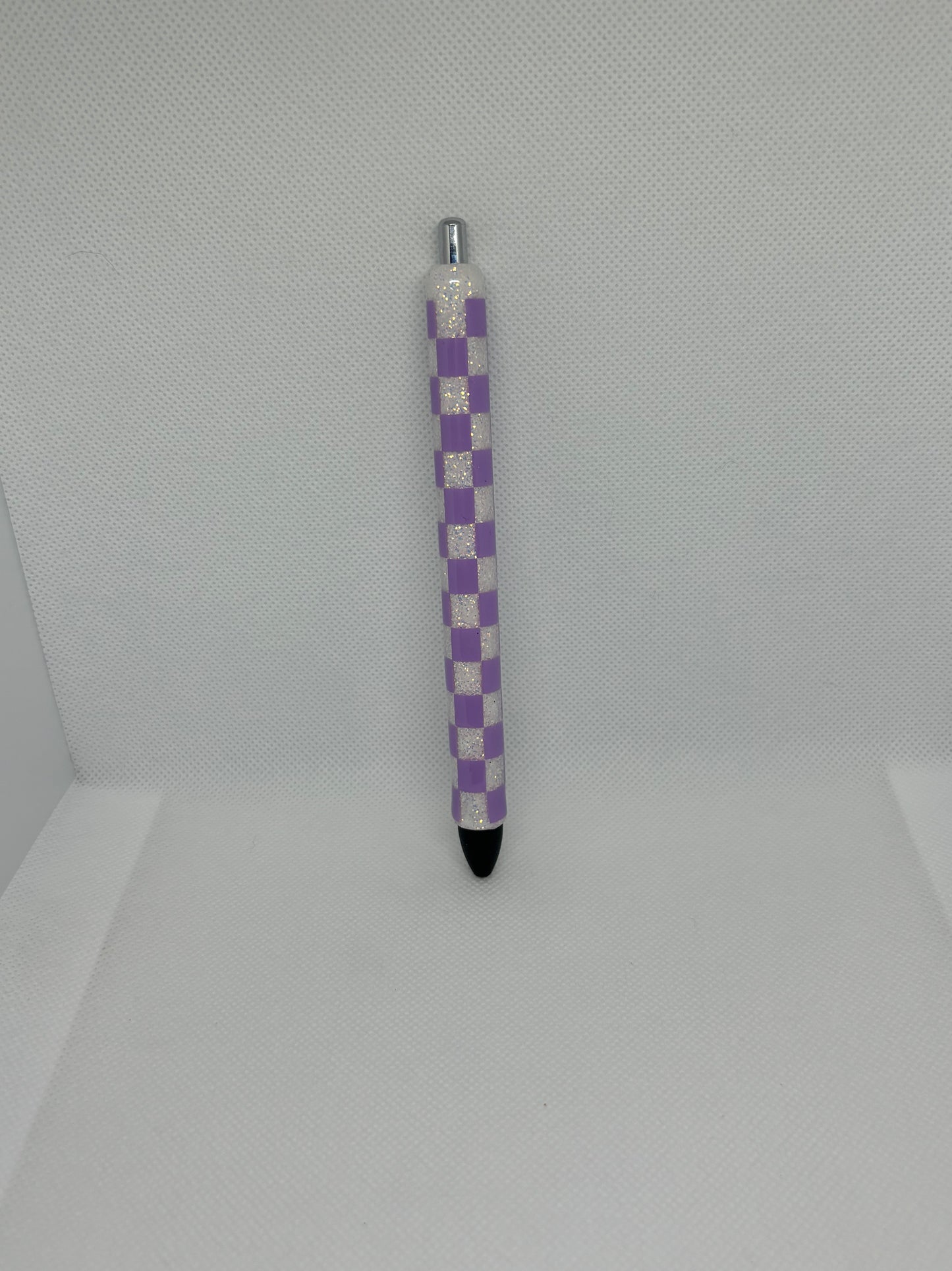 Uv shifting white to purple checkered