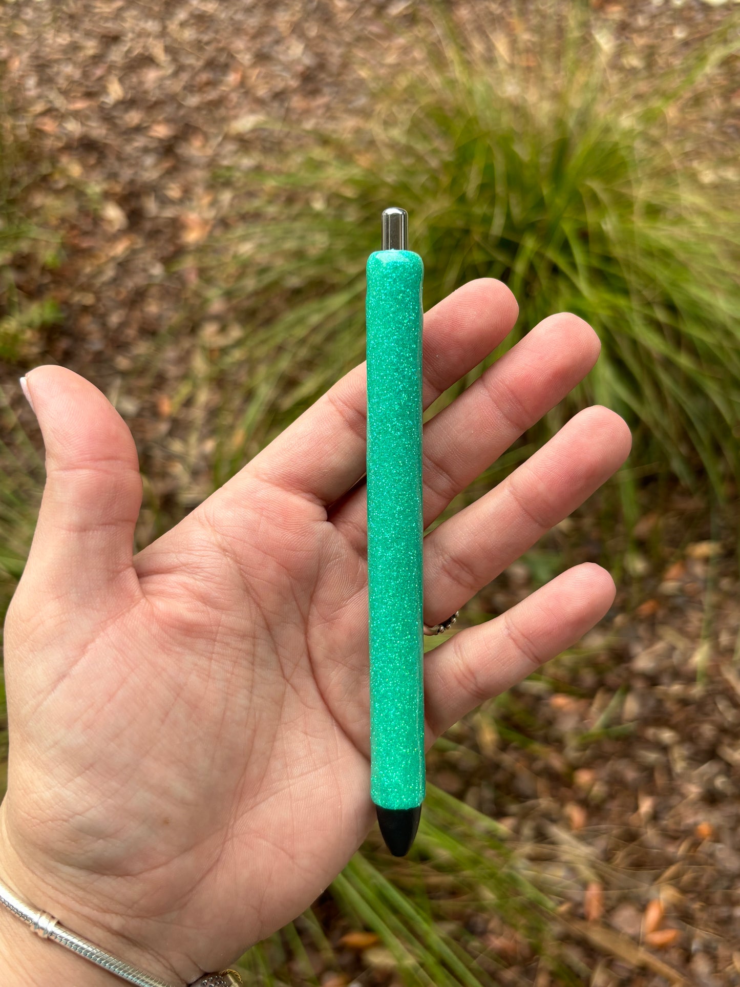 Sea green glitter pen