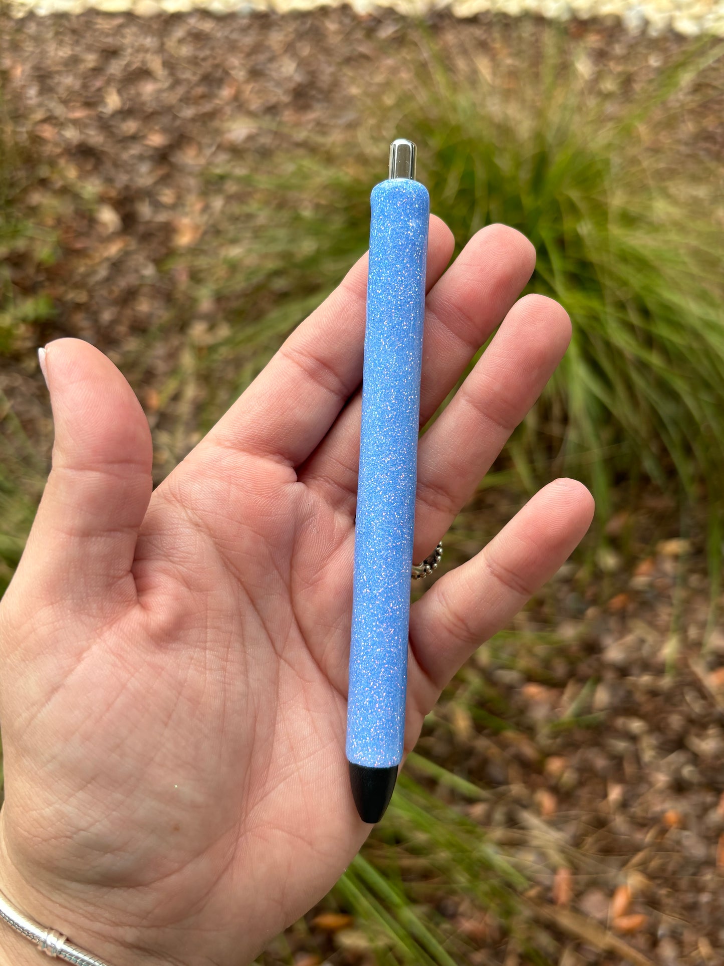 Blue Raspberry glitter pen